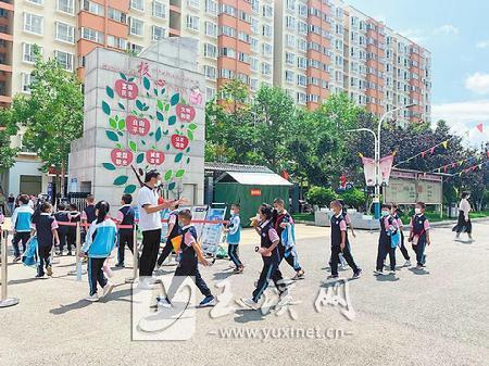 易门县卫生健康局领导团队最新概况